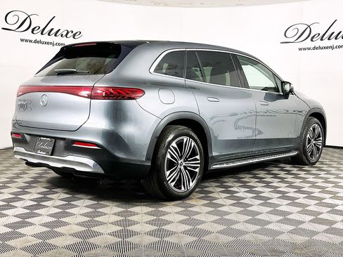 Used 2023 Mercedes-Benz EQS 450+ SUV image 6