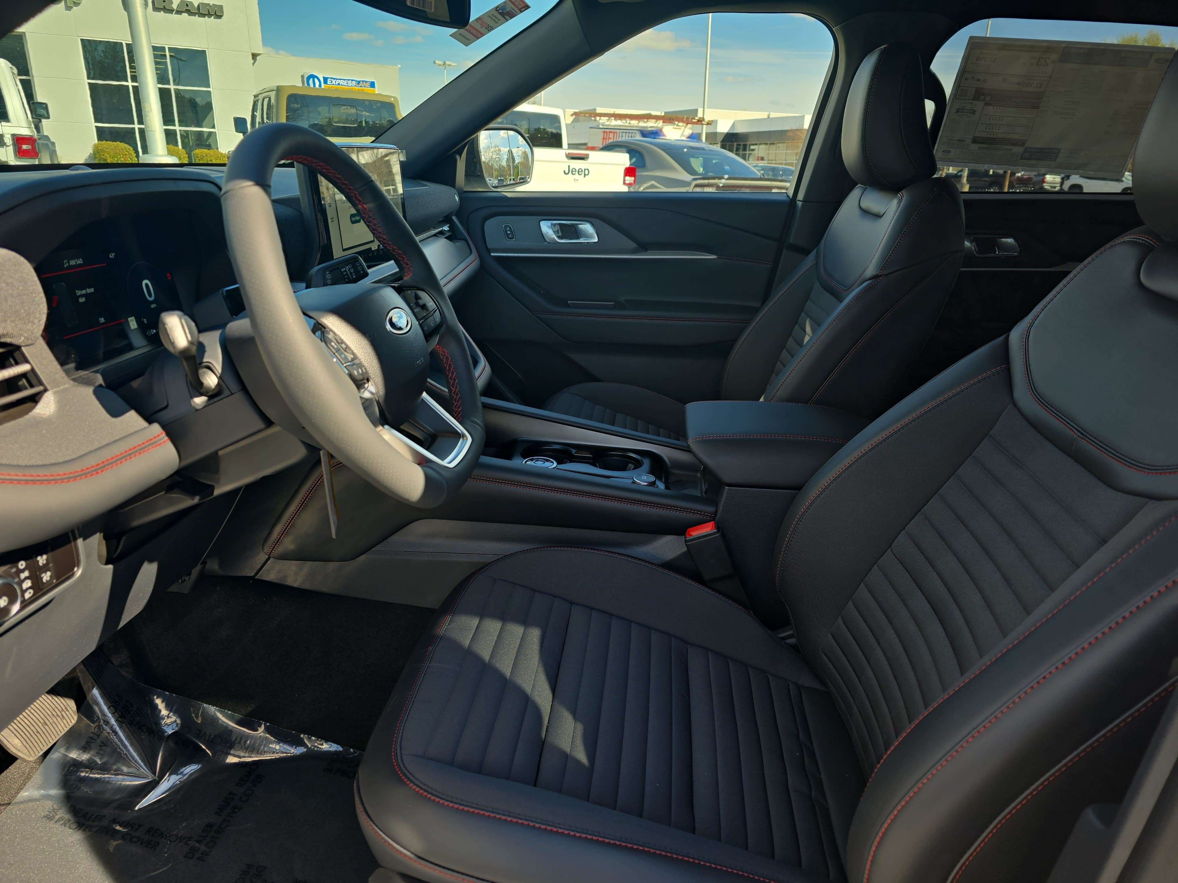 New 2026 Ford Explorer ST-Line w/ ST-Line Street Pack AWD/4WD image 16