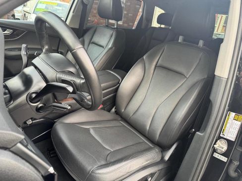 Used 2017 Audi Q7 3.0T Prestige image 30