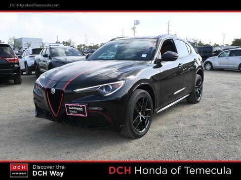 Used 2020 Alfa Romeo Stelvio Ti Sport w/ Quick Order Package 22S Sport AWD/4WD image 1