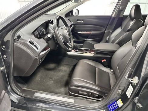 Used 2016 Acura TLX w/ Technology Package image 11