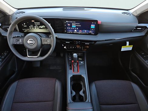 New 2026 Nissan Kicks SR FWD image 15