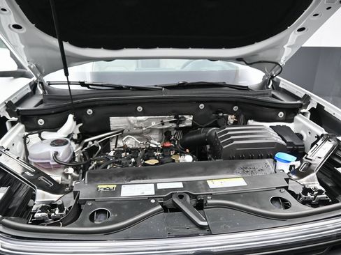 Used 2024 Volkswagen Atlas SEL Premium R-Line image 44