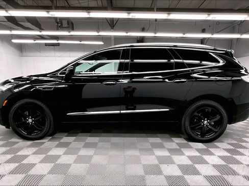 Used 2023 Buick Enclave Essence w/ Sport Touring Edition AWD/4WD image 14