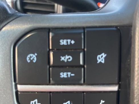 Used 2024 Ford F350 Lariat w/ FX4 Off-Road Package image 22