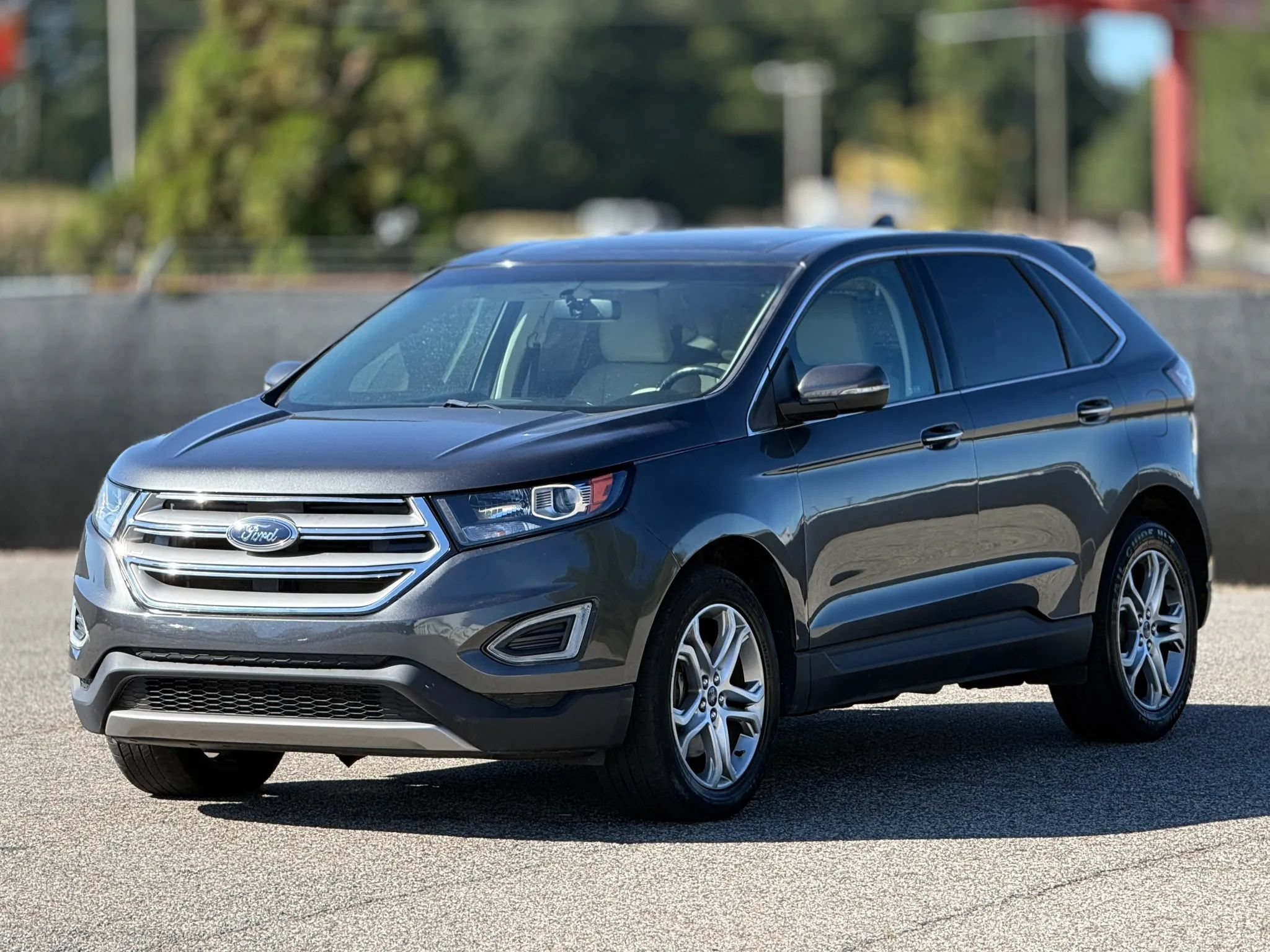 Used 2015 Ford Edge Titanium w/ Equipment Group 301A AWD/4WD image 6