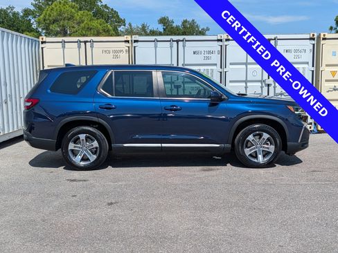 Used 2023 Honda Pilot EX-L image 3
