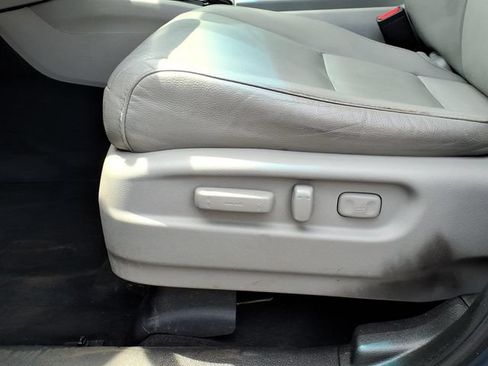 Used 2016 Honda Pilot Touring image 17