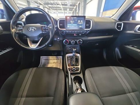 Used 2021 Hyundai Venue SEL FWD image 21