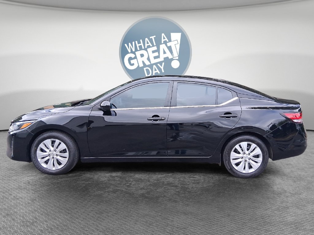 Used 2025 Nissan Sentra S FWD image 7