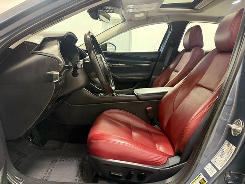 Used 2024 MAZDA MAZDA3 s image 11