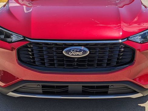 Certified 2023 Ford Escape Active w/ Tech Pack #2 FWD image 9