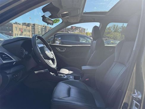 Used 2022 Subaru Forester Touring image 18