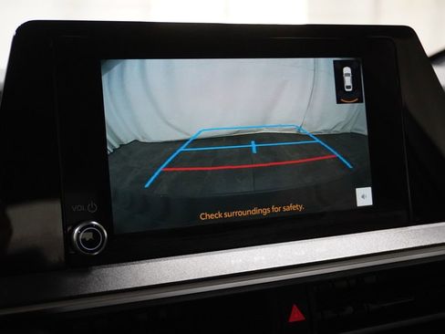 Used 2025 Toyota Prius LE image 24