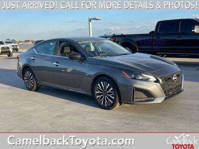 Used 2025 Nissan Altima 2.5 SV