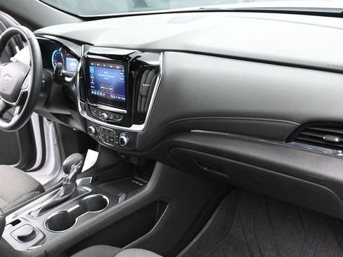 Used 2023 Chevrolet Traverse LT FWD image 33