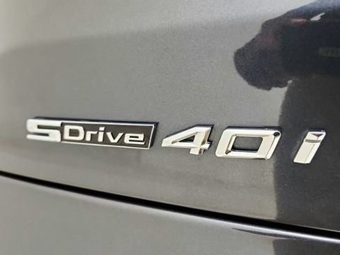 Used 2022 BMW X5 sDrive40i w/ M Sport Package RWD image 34