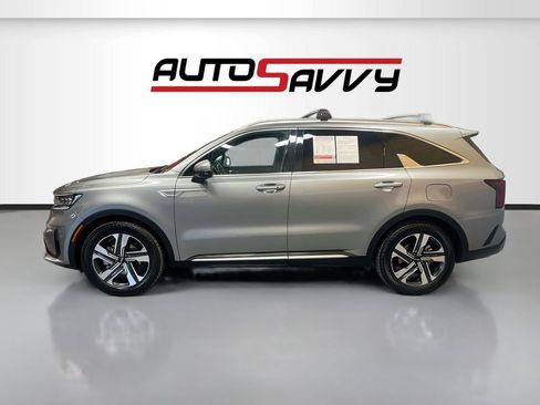 Used 2022 Kia Sorento SX Prestige w/ Panoramic Sunroof Package AWD/4WD image 4