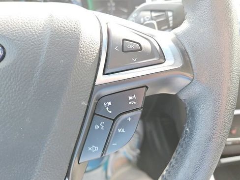 Used 2020 Ford Edge Titanium w/ Equipment Group 301A AWD/4WD image 27