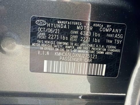 Used 2022 Hyundai Ioniq SE FWD image 33