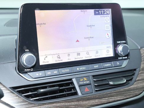 Certified 2022 Nissan Altima 2.5 Platinum image 31