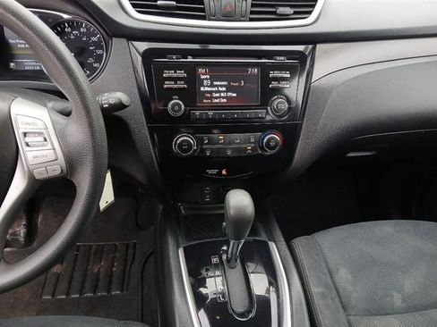 Used 2016 Nissan Rogue S image 14