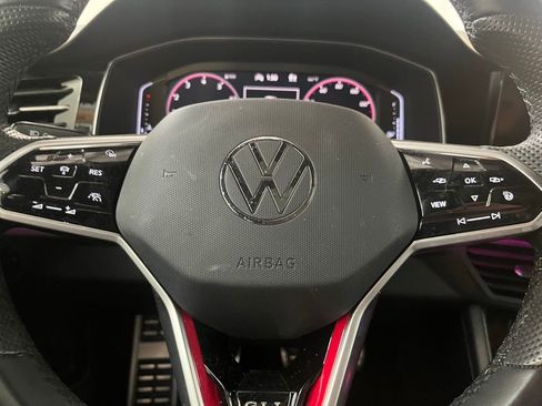 Used 2025 Volkswagen Jetta GLI Autobahn image 21