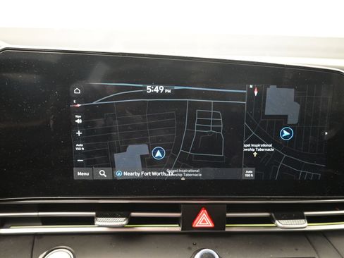 Used 2024 Hyundai Elantra SEL w/ Convenience Package image 19