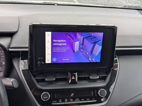 Used 2023 Toyota Corolla LE image 19