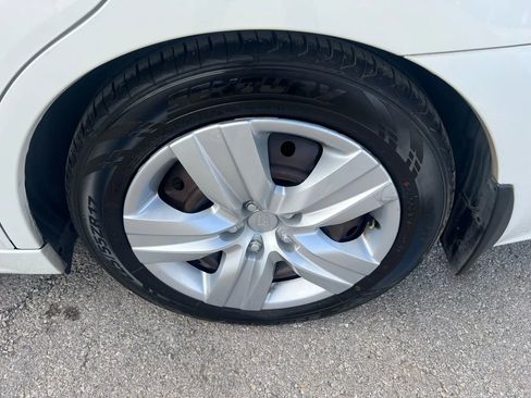 Used 2015 Subaru Legacy 2.5i w/ Popular Package #2 AWD/4WD image 30