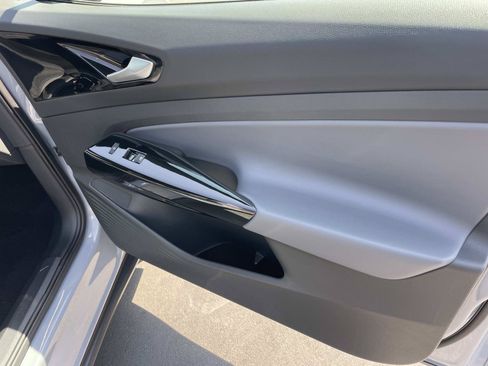 Certified 2022 Volkswagen ID.4 Pro RWD image 27