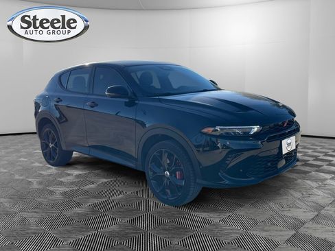 Used 2024 Dodge Hornet GT image 7