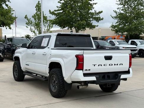Used 2024 Toyota Tacoma SR5 AWD/4WD image 4