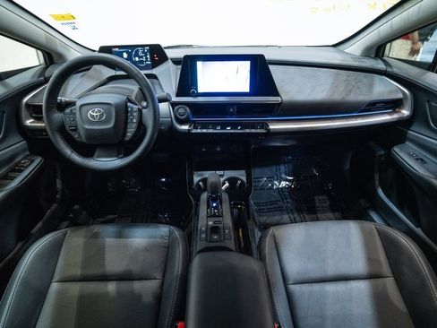 Used 2023 Toyota Prius XLE AWD/4WD image 14