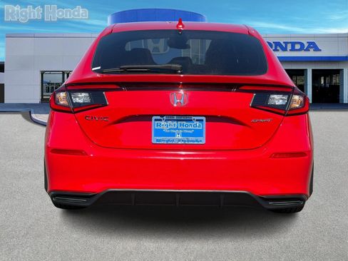 Used 2022 Honda Civic Sport image 8