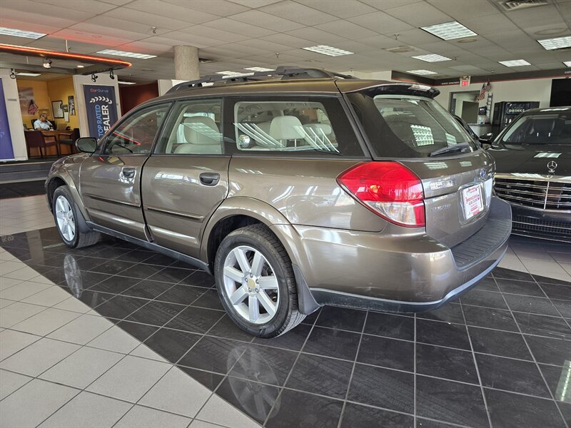 Used 2009 Subaru Outback 2.5i Special Edition AWD/4WD image 6