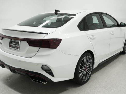 Used 2023 Kia Forte GT w/ GT2 Package FWD image 4