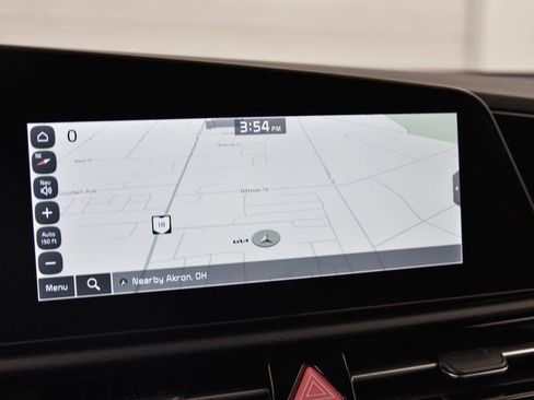 Used 2023 Kia Niro EX image 22