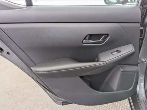 Used 2025 Nissan Sentra S image 16