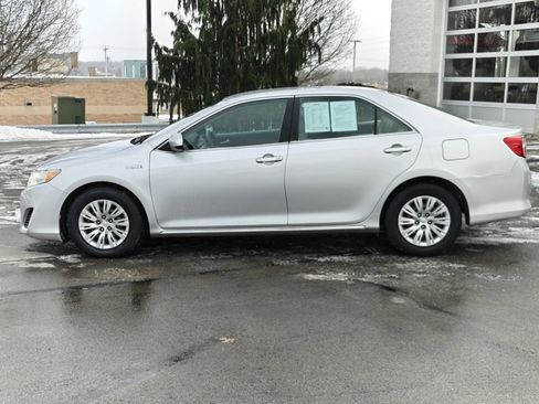 Used 2012 Toyota Camry XLE image 9