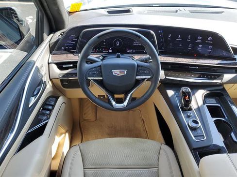 Certified 2023 Cadillac Escalade Premium Luxury AWD/4WD image 40