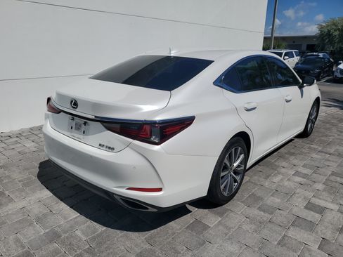 Used 2021 Lexus ES 350 w/ Premium Package FWD image 6