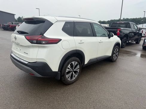 Used 2023 Nissan Rogue SV w/ SV Premium Package AWD/4WD image 16