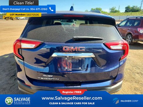 Used 2022 GMC Terrain SLE w/ Driver Convenience Package FWD image 8