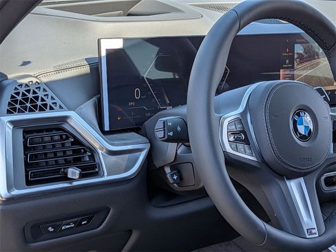 New 2026 BMW X5 sDrive40i image 30