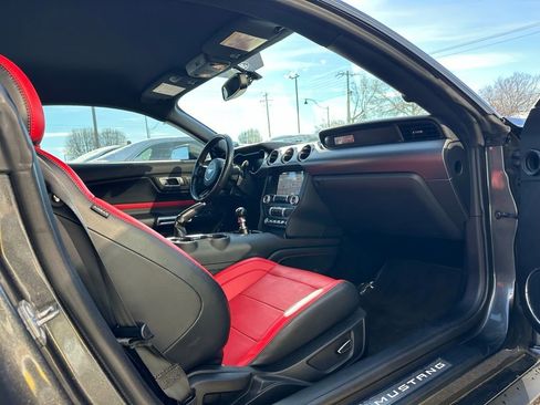 Used 2019 Ford Mustang GT Premium w/ Equipment Group 401A image 24