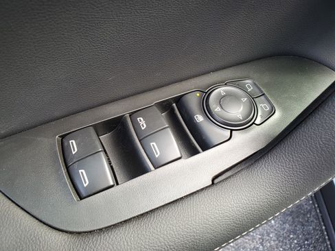 New 2026 Chevrolet Blazer LT w/ Convenience Package FWD image 7