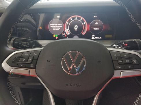 New 2026 Volkswagen Tiguan SE AWD/4WD image 16