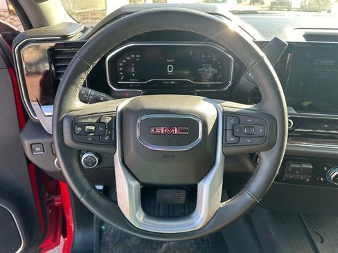 Used 2024 GMC Sierra 1500 Elevation image 14
