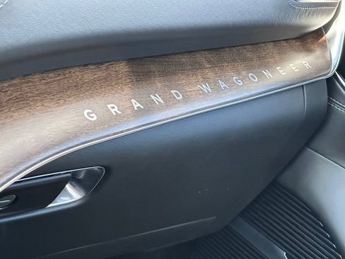 Used 2023 Jeep Grand Wagoneer Series II AWD/4WD image 26